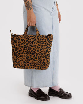 Horizontal Zip Duck Bag - Leopard - City Carry