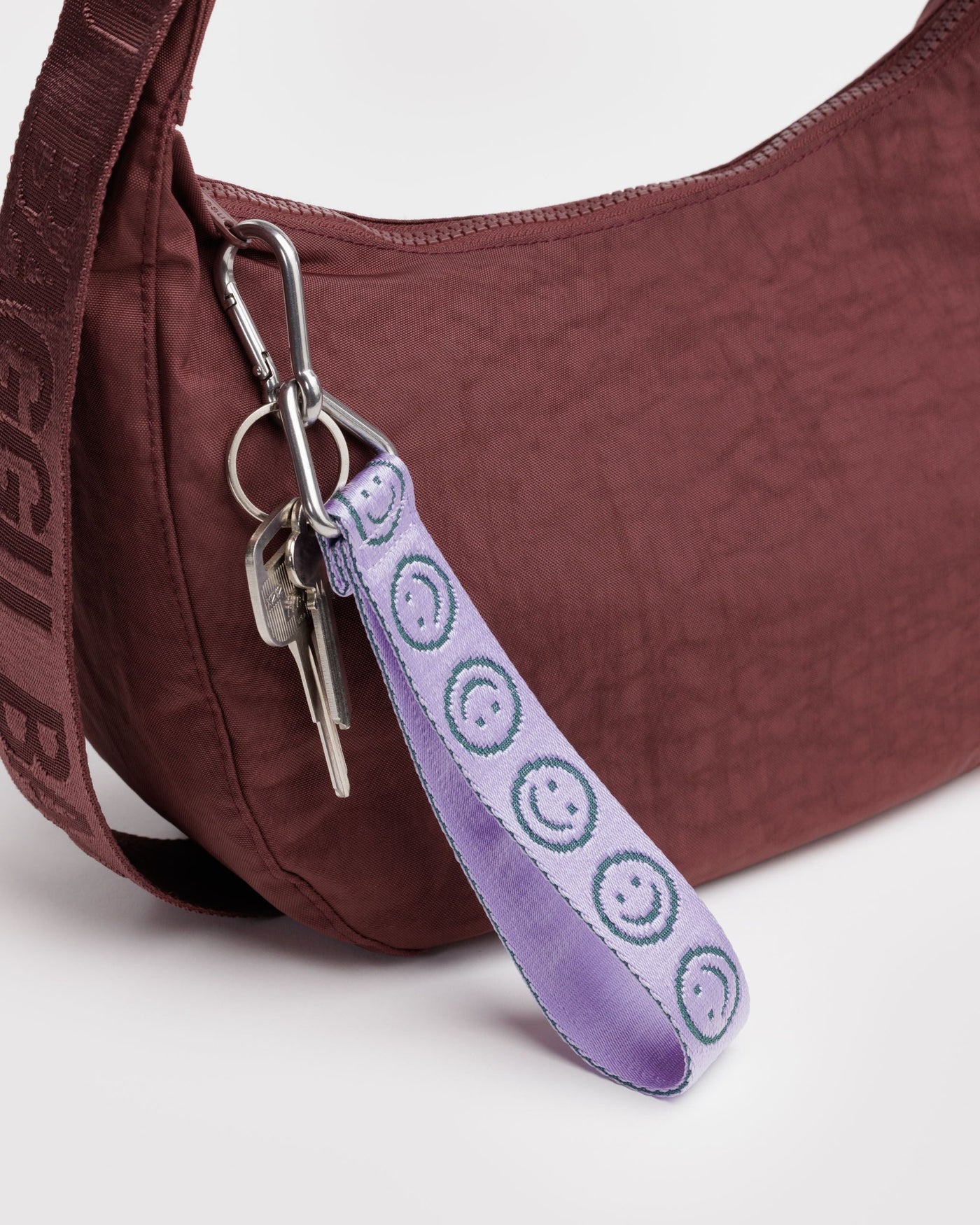 Logo Keychain - Lilac Happy - Light Pack